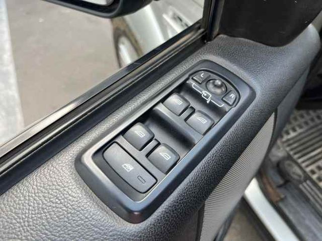 Land Rover Discovery 4 3,0 V6 HSE DSL 4x4 (2011)