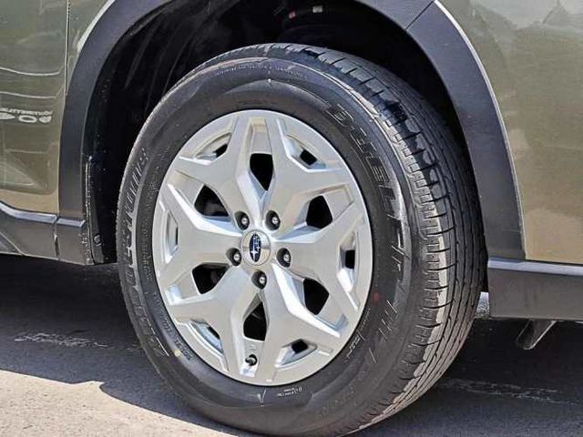 SUBARU FORESTER 2024