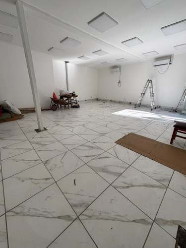 ARRIENDO AMPLIO LOCAL COMERCIAL ÑUÑOA