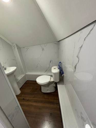 ARRIENDO AMPLIO LOCAL COMERCIAL ÑUÑOA