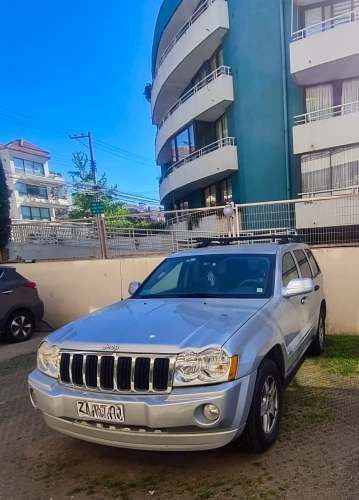JEEP GRAND CHEROKEE LAREDO