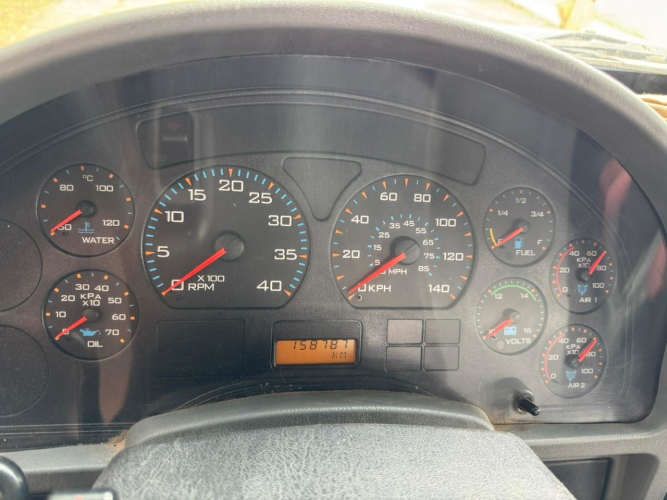 Camion con Perforadora de Pozos