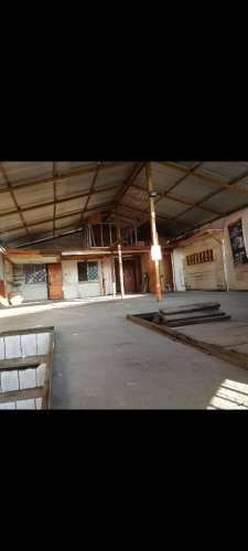 Galpón 135 mts + casa= 263 M2