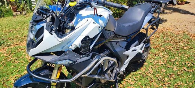 CFMOTO 650 MT