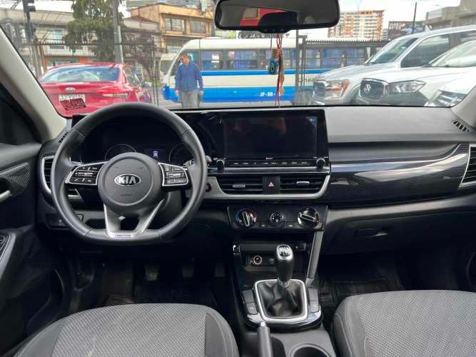 KIA SELTOS 2021 VERSION FULL MT