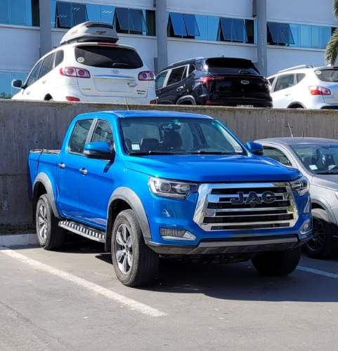 JAC T8 XE Advance 2.0 T Diesel MT 4x2 