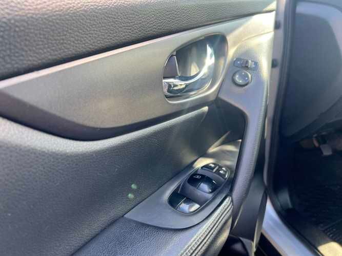 NISSAN XTRAIL 2017 AT