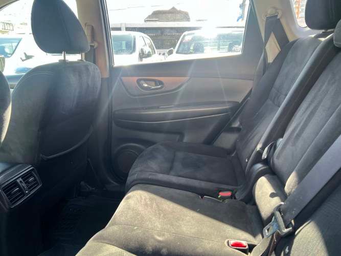 NISSAN XTRAIL 2017 AT