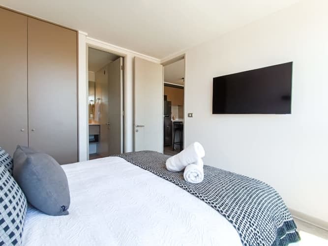 Av. Vicuña Mackenna  [2536-1]