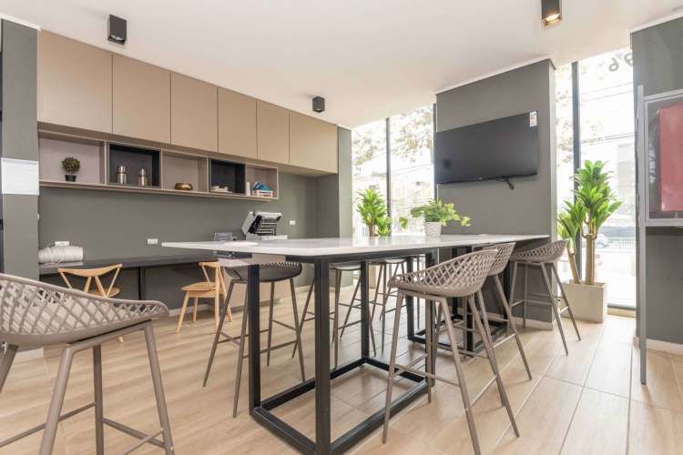 Av. Vicuña Mackenna  [2536-1]