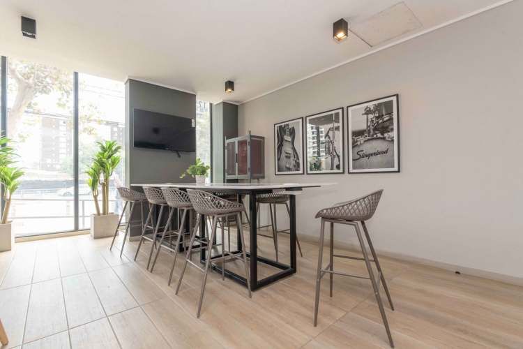 Av. Vicuña Mackenna  [2536-1]