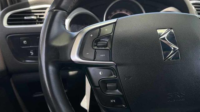 Citroen DS4 THP200 1.6 (2013)