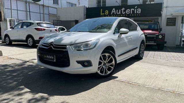 Citroen DS4 THP200 1.6 (2013)
