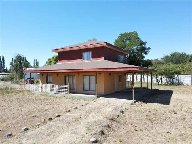 CASA Parcela Agrícola con gran casa, quincho, galpón camino a Pinto