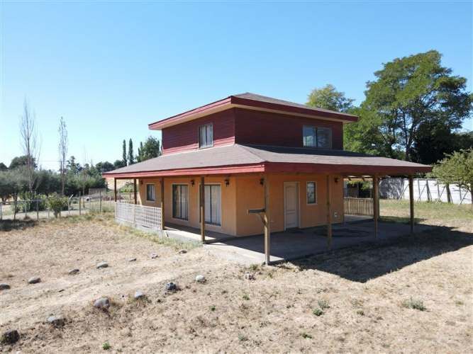 CASA Parcela Agrícola con gran casa, quincho, galpón camino a Pinto