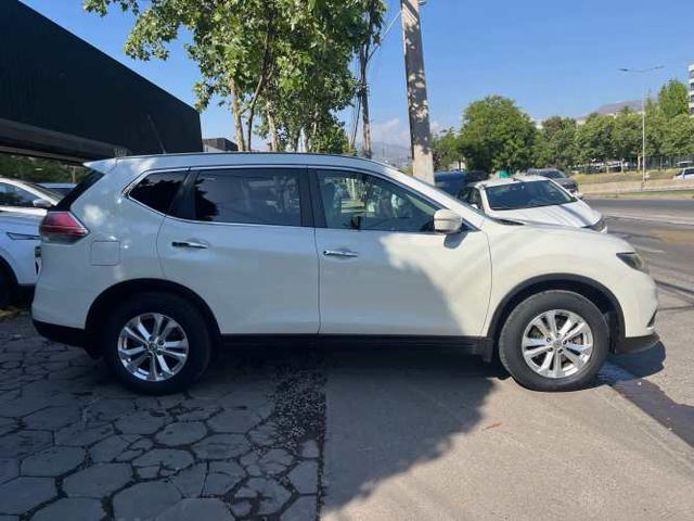 NISSAN X-TRAIL SENSE 2.5 CVT 7A 2015 3 CORRIDAS