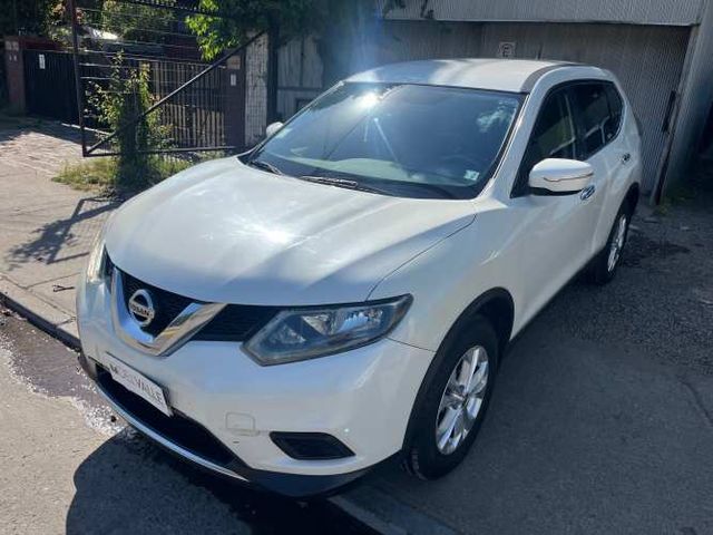 NISSAN X-TRAIL SENSE 2.5 CVT 7A 2015 3 CORRIDAS