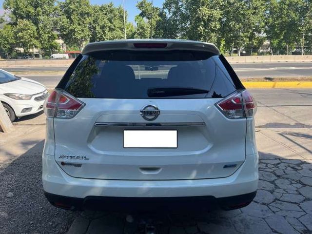 NISSAN X-TRAIL SENSE 2.5 CVT 7A 2015 3 CORRIDAS