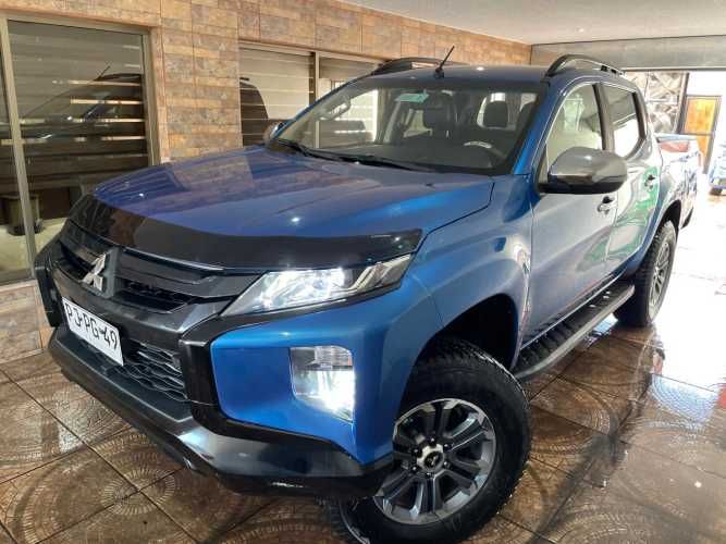 MITSUBISHI L200 2021 4X4 DAKAR