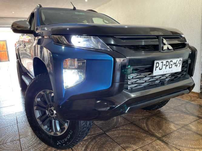 MITSUBISHI L200 2021 4X4 DAKAR