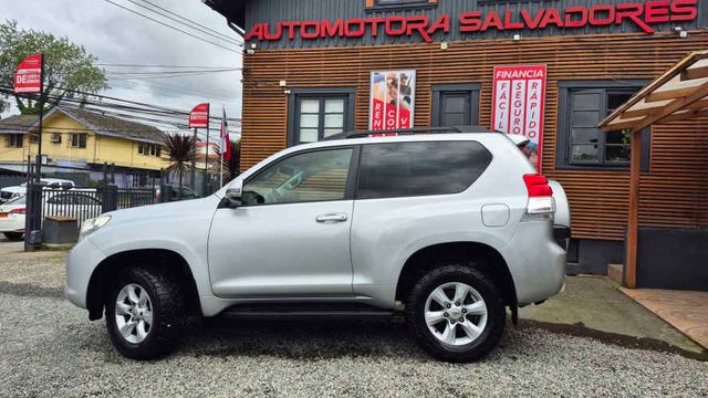 TOYOTA LAND CRUISER PRADO 2013