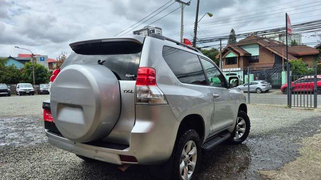 TOYOTA LAND CRUISER PRADO 2013