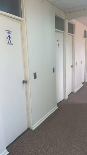 OFICINAS PARA CENTRO DE SALUD