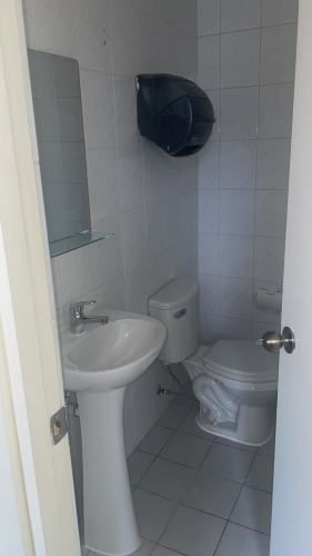 OFICINAS PARA CENTRO DE SALUD