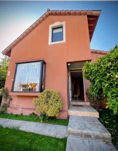 Preciosa Casa en Condominio en Peñalolén, 5D, 3B, Piscina