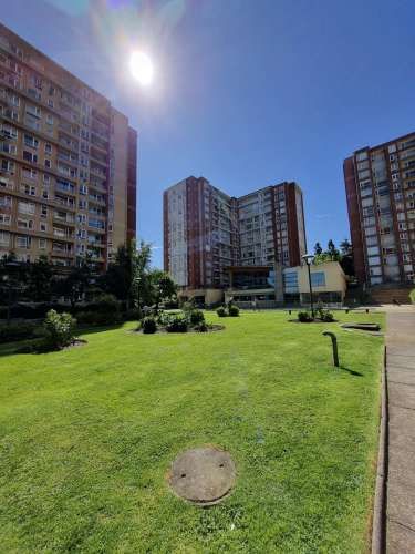 Departamento amoblado frente al mall del trebol