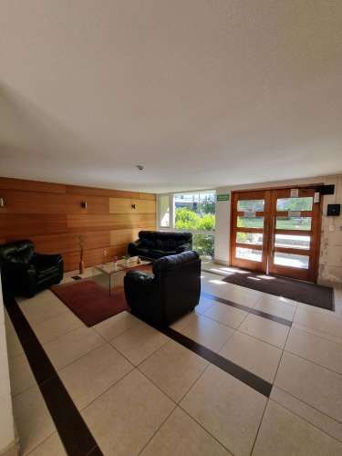 Departamento amoblado frente al mall del trebol