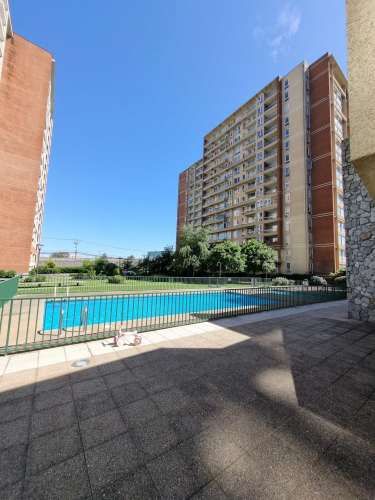 Departamento amoblado frente al mall del trebol