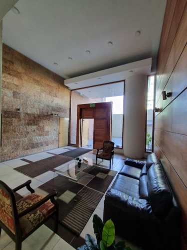 Departamento amoblado frente al mall del trebol