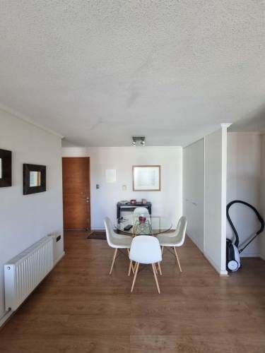 Departamento amoblado frente al mall del trebol