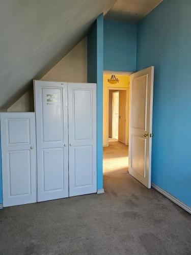 Cómoda Casa a Pasos de Parque Central Khramer