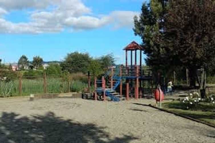 Cómoda Casa a Pasos de Parque Central Khramer