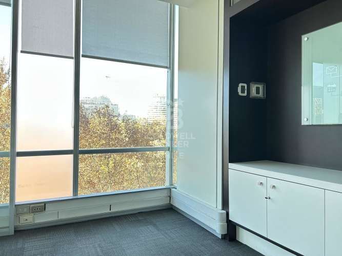 Oficina ubicada en Torres del Parque, Las Condes