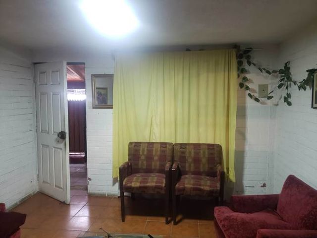 VENDO CASA DE DOS PISOS EN SAN BERNARDO