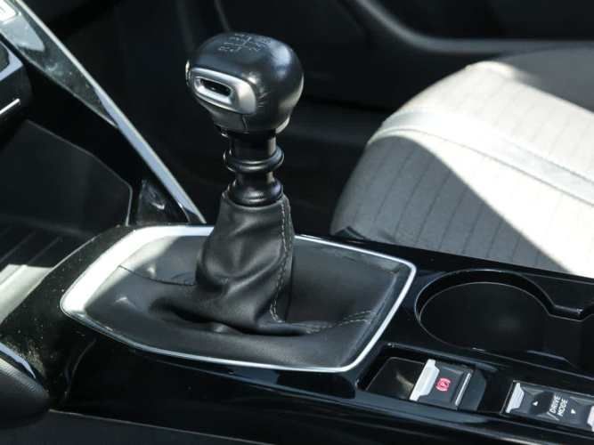 Peugeot  Puretech 100 Hb 1.2