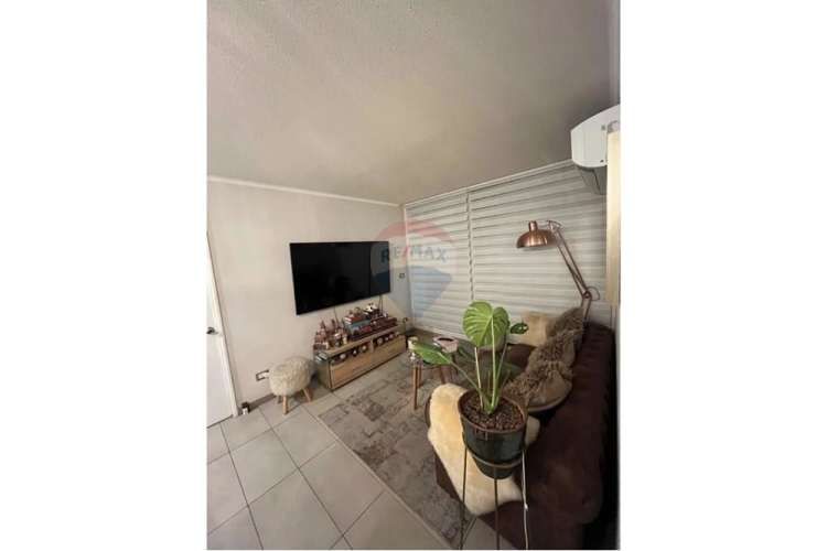 Hermoso departamento a pasos de metro lo vial