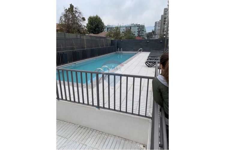 Hermoso departamento a pasos de metro lo vial