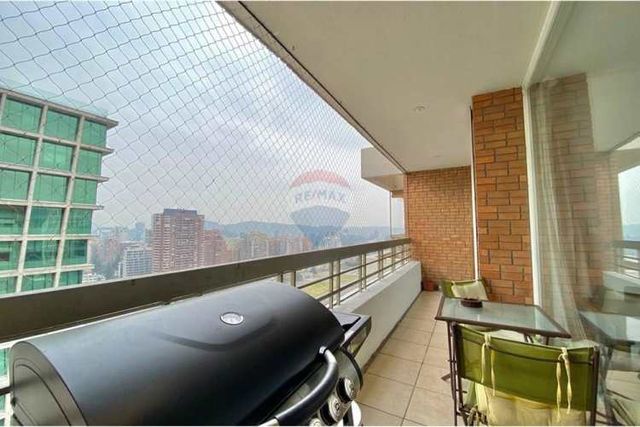 Luminoso departamento en ubicación privilegiada