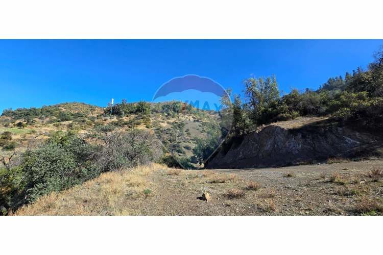 Gran terreno, con proyecto, sector arrayán