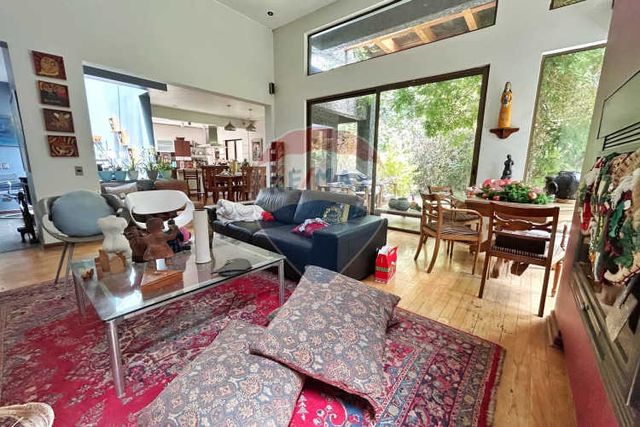 Espectacular casa! 5 dorm,  gran terreno 1534 m2