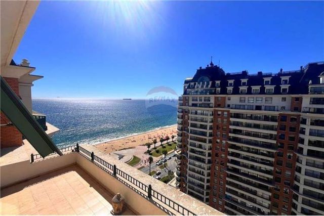 Maravilloso duplex frente al mar