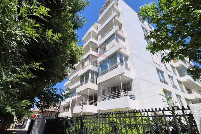 Venta luminoso depto 3d2b.  metro m. eyzaguirre