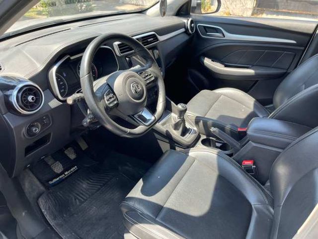 MG ZS COM 1.5 MT  (2018)