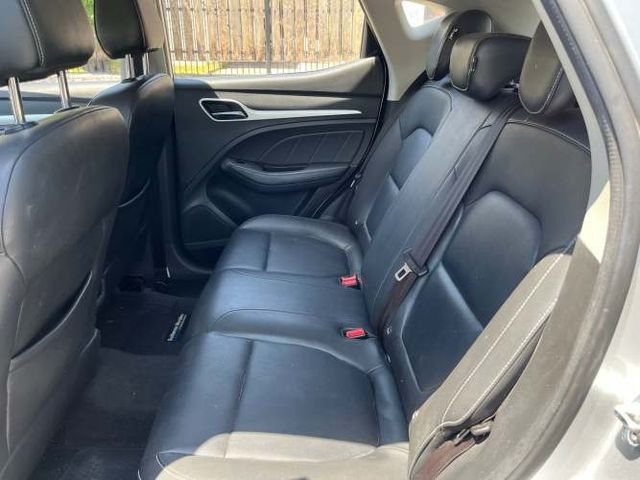 MG ZS COM 1.5 MT  (2018)