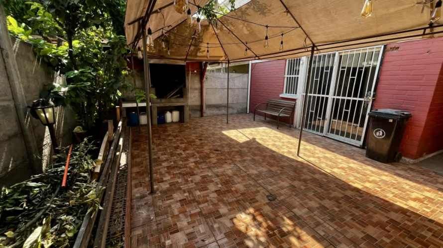 CASA EN QUILICURA: 3 HAB, 2 BAÑOS
