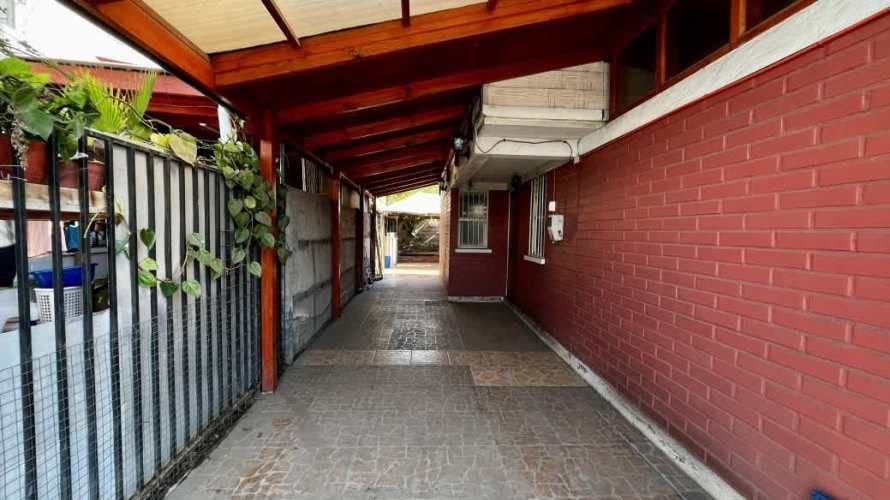 CASA EN QUILICURA: 3 HAB, 2 BAÑOS